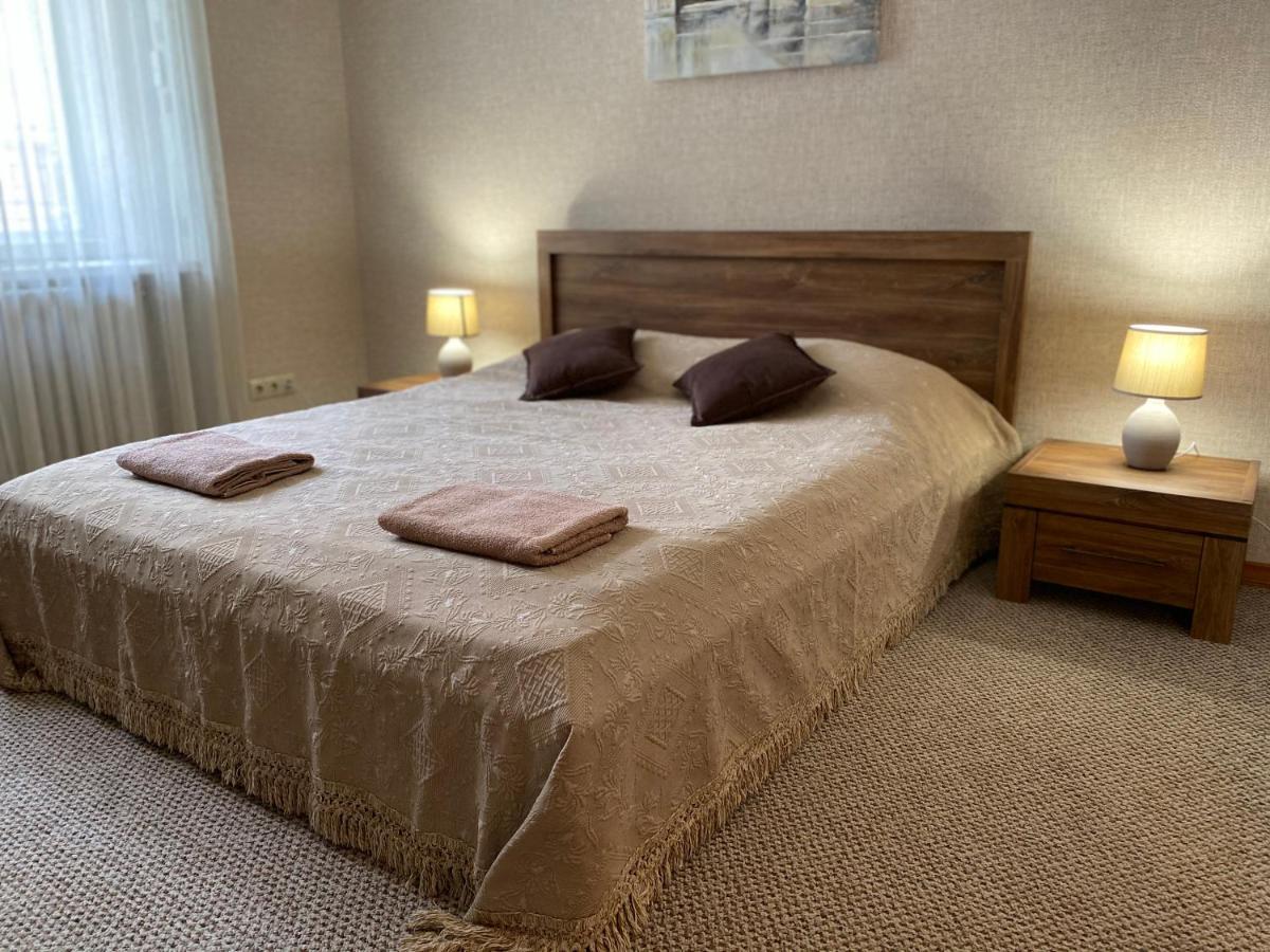 Family Apartment Lwów Zewnętrze zdjęcie