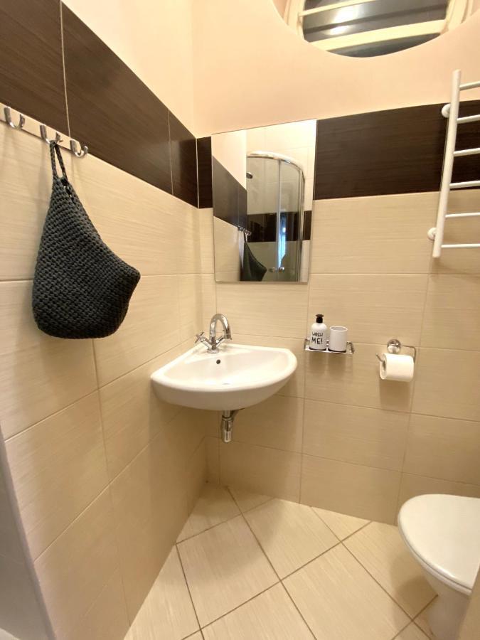 Family Apartment Lwów Zewnętrze zdjęcie