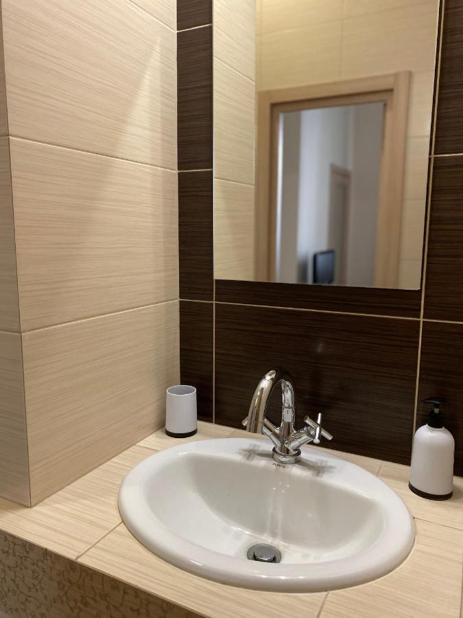 Family Apartment Lwów Zewnętrze zdjęcie