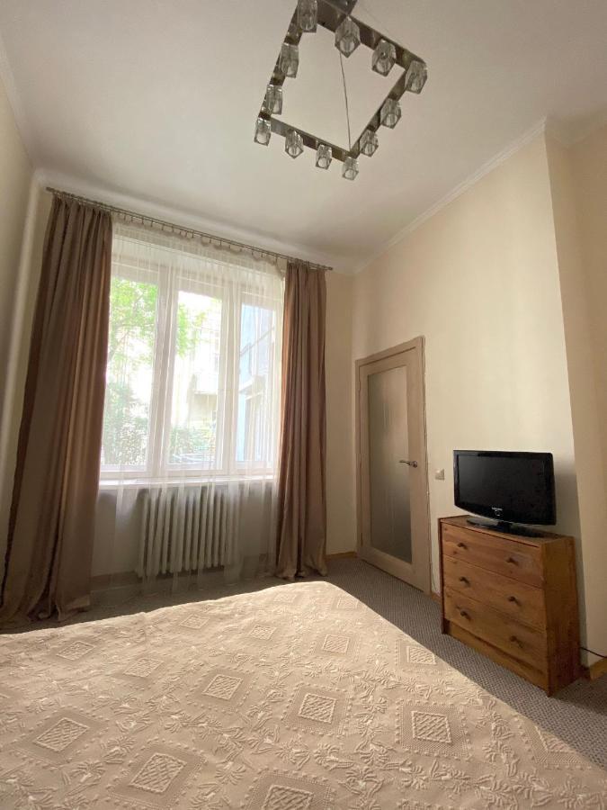 Family Apartment Lwów Zewnętrze zdjęcie
