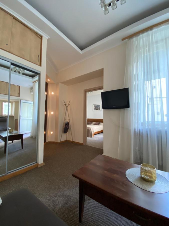Family Apartment Lwów Zewnętrze zdjęcie